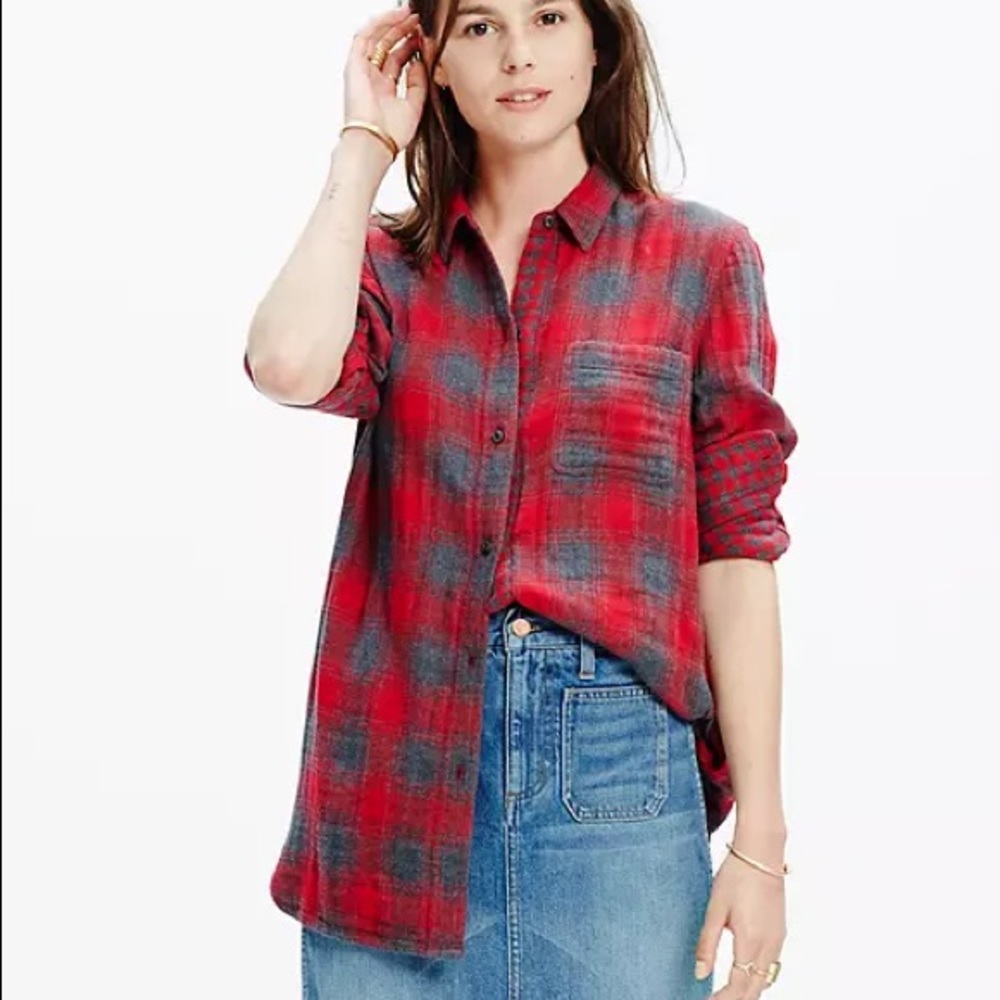 Madewell ex boyfriend lansing plaid button up.